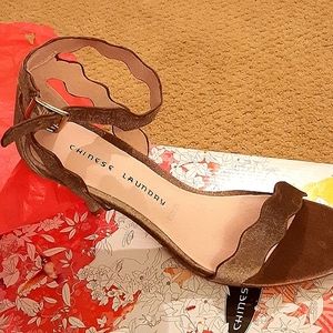 Chinese Laundry Rubie Velvet Nude Sandals